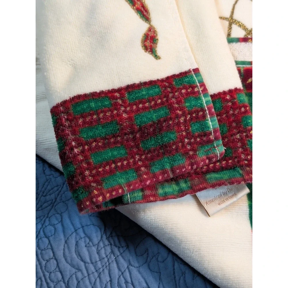 Lenox Holiday Nouveau 4-Piece Towel Set 1 Bath Towel & 3 Hand Towels Holly Plaid
